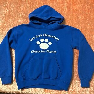 Gildan Heavy Blend sweatshirt hoodie size M for elementary sc child